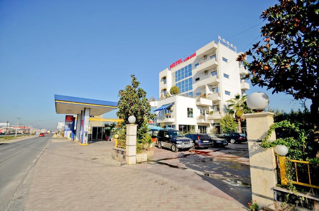 Hotel Lubjana Yrshek Exterior photo