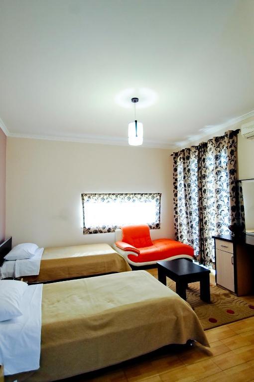 Hotel Lubjana Yrshek Exterior photo